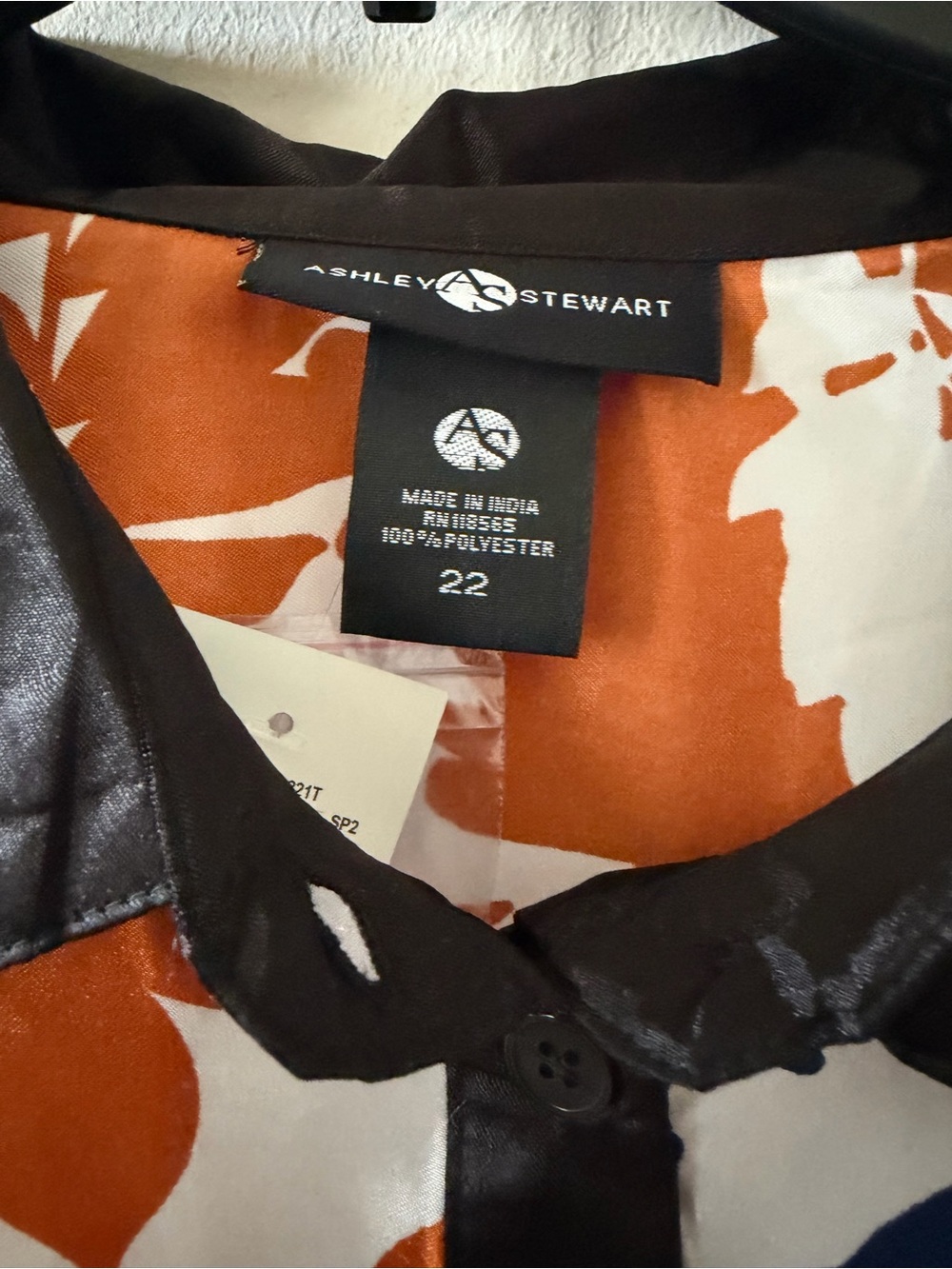 Brand New Ashley Stewart Colorblock Floral Satin Button-Up Blouse Size 22 - Picture 13 of 15